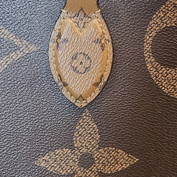 Louis Vuitton On The Go Giant Reverse GM - Picture 12 of 13